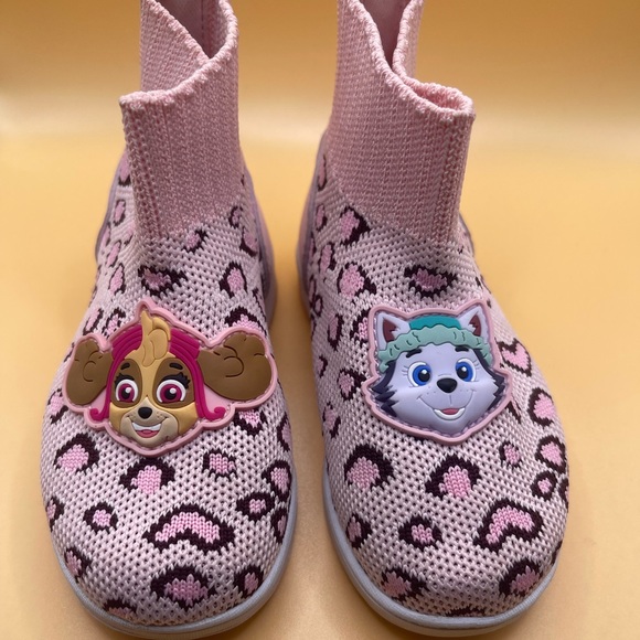 Light Up Paw Patrol shoes - Picture 4 of 4